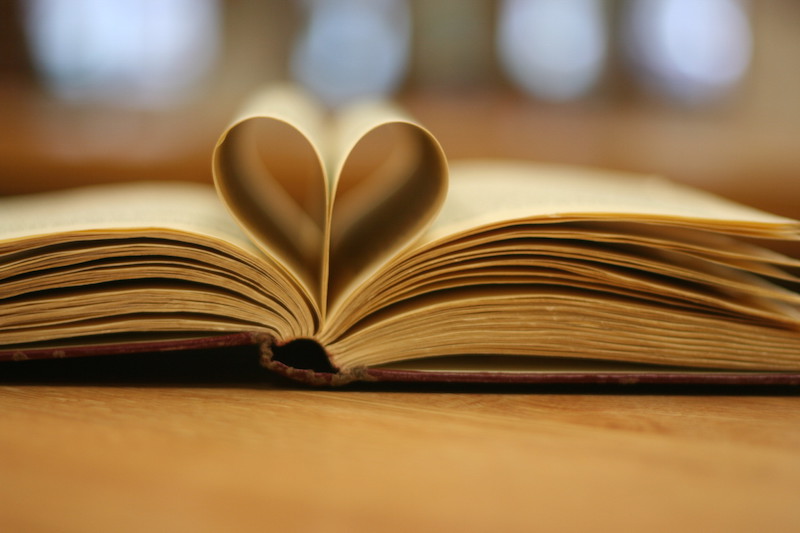 For Dummies: Six Simple Steps to Building a Reading Habit!