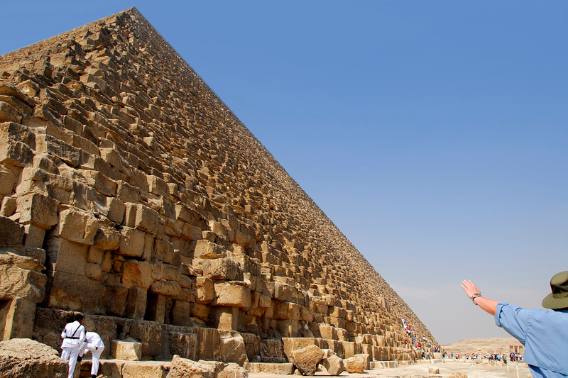 Reforms Expected to Improve Tourism Facilities at the Great Pyramids of Giza