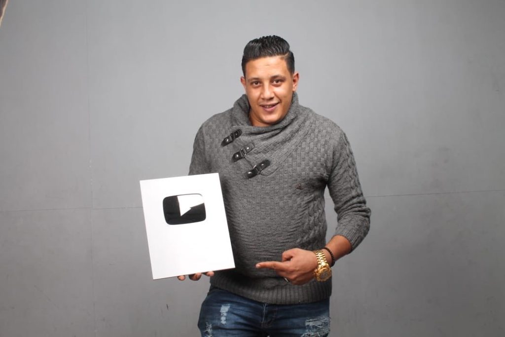 Hamo Bika Banned From Singing by Egypt’s Musicians Syndicate