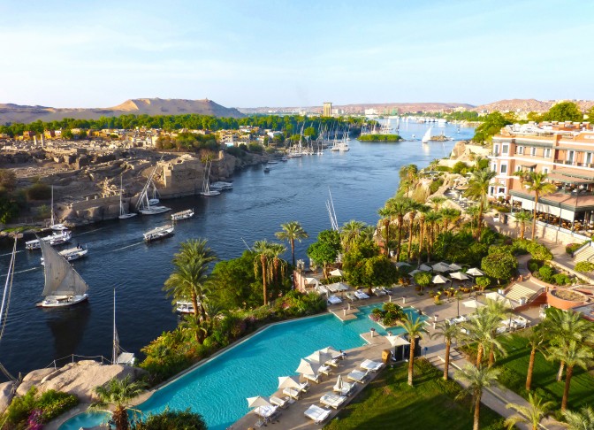 https://www.bunniktours.com.au/blog/aswan-egypt-luxury-at-the-old-cataract-hotel/