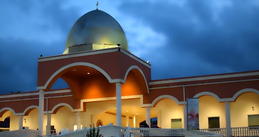 Today’s Heroes: The Muslim Community in Florida Hands Out Supplies to Those Impacted by COVID-19