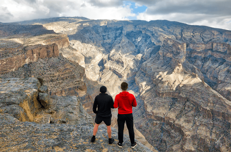 In Pictures: The Beauty of Jebel Shams, the Great Canyon of Oman