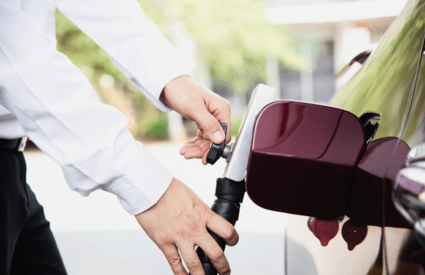 Egypt to Grant New Car Licenses Only For Vehicles Operating on Natural Gas