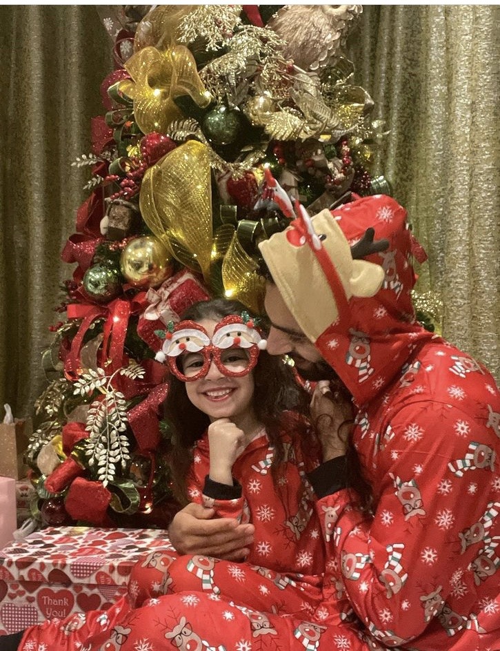 In Pictures: Cute Celebrity Christmas Moments From their 2020 Holidays