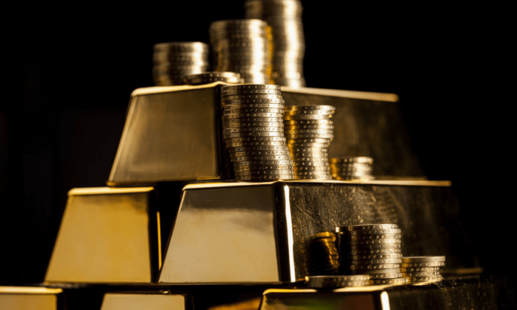 A Guide for MENA Investors: Essential Tips for Investing in Gold and Silver