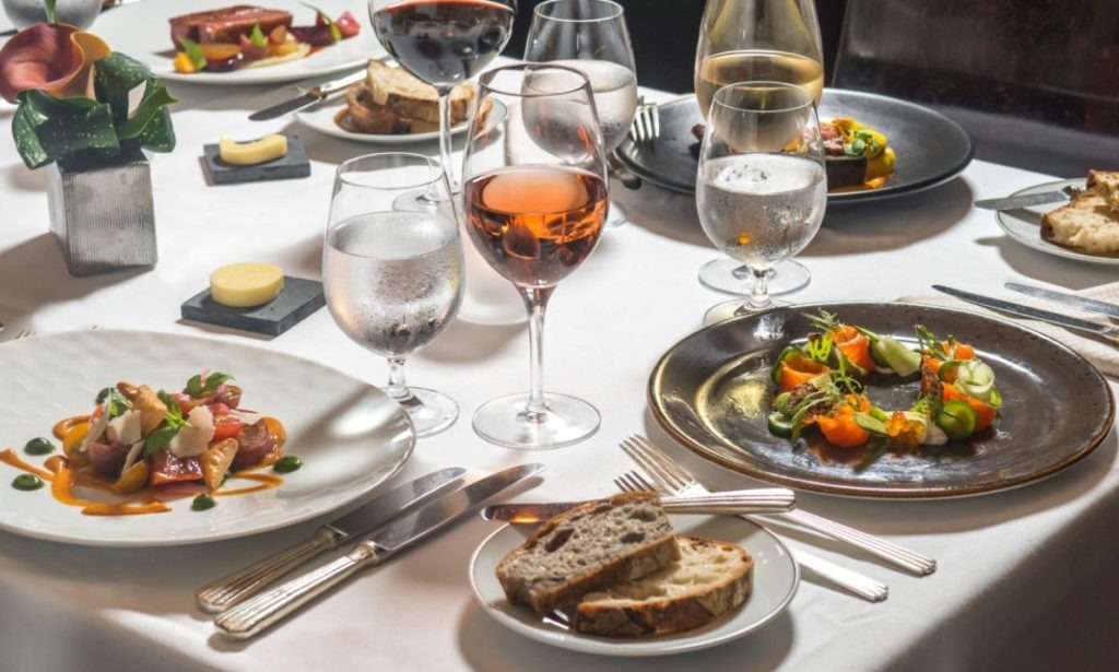 10 Places in Sahel to Dine and Party Hard in Before Summer is Over