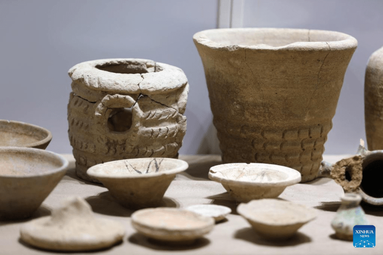 Iraqi-Led Archaeological Exhibition Uncovers Around 2,250 New Artifacts