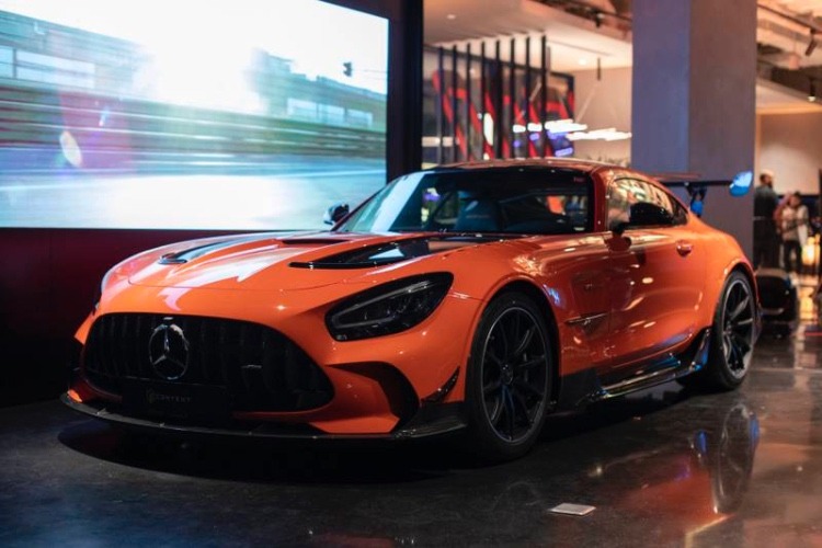 Combining Speed and Modern-day Collectibles: Dubai Launches World’s First Supercar NFT Series