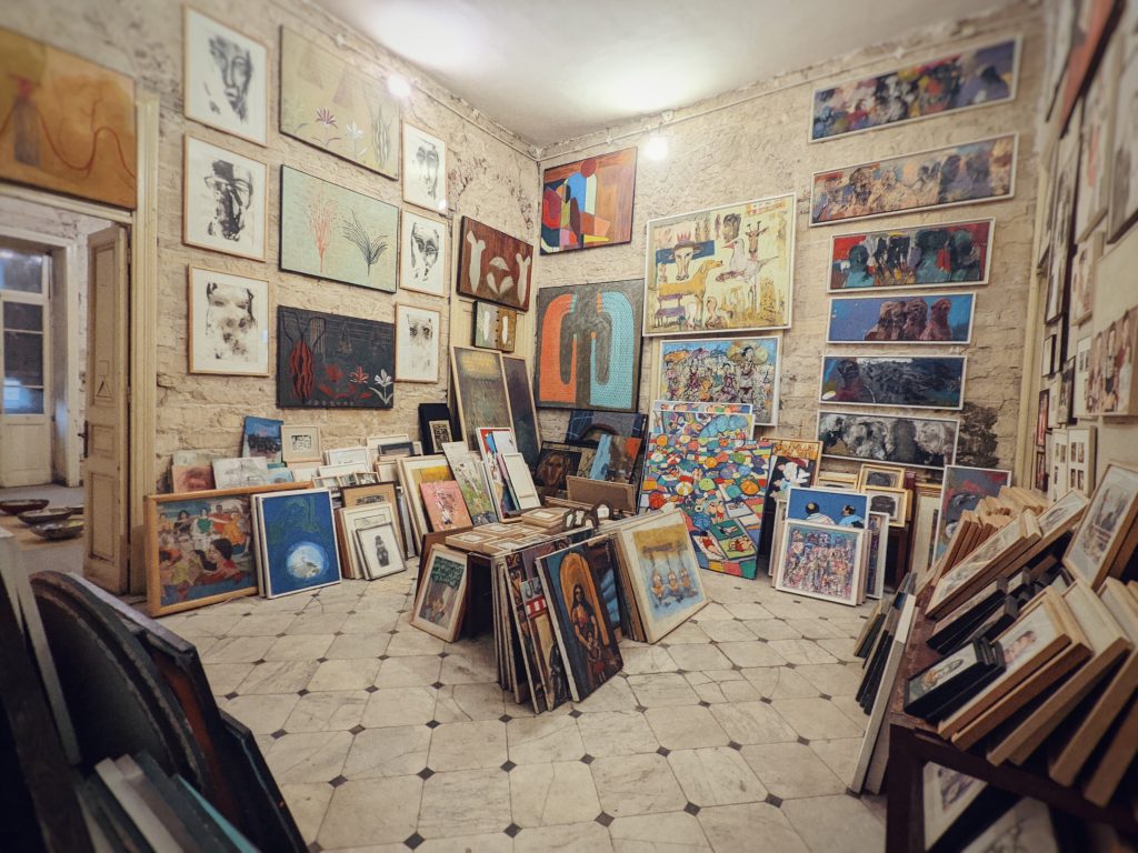 Access art gallery in downtown Cairo