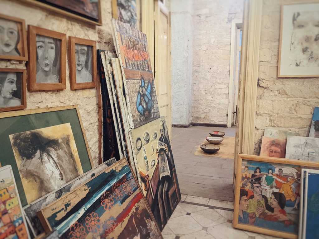 Access art gallery in downtown Cairo