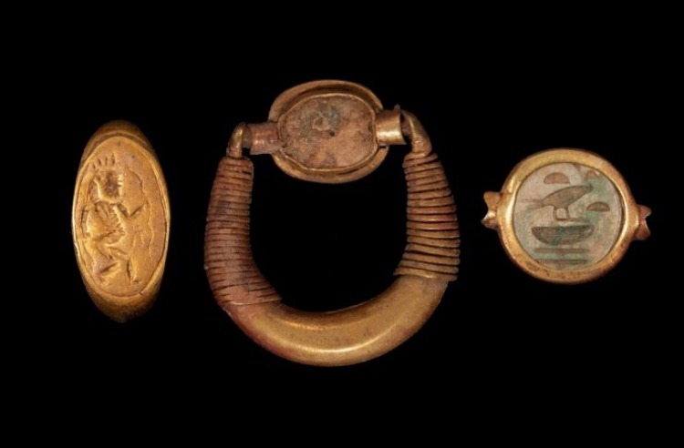Egyptian-English Archeological Mission Unearths 3500-Year-old Jewelry Pieces In Egyptian Necropolis