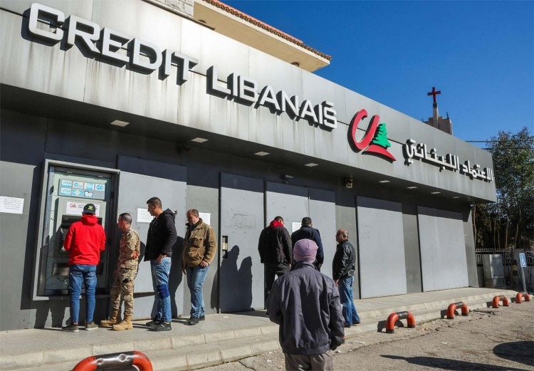 Lebanese Banks Begin Nation-Wide Strike