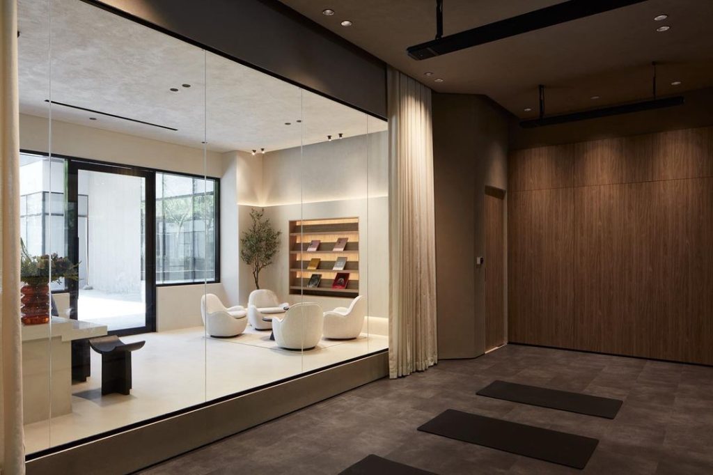 Trash Turned Treasures: How Dubai Design House ‘TEE VEE EFF’ Uses Recycled Materials To Reduce Landfill