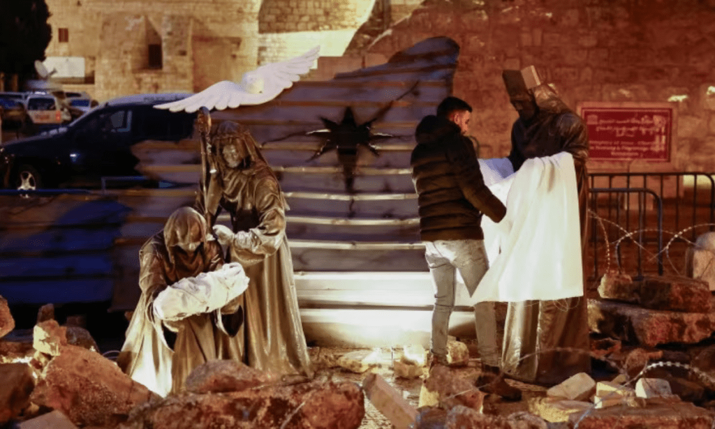 The World Stands Together With One Christmas Wish: A Ceasefire