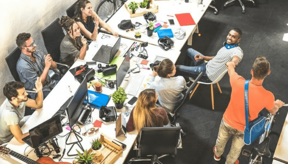 Bridging Generational Divides: MENA’s Path to Workplace Harmony