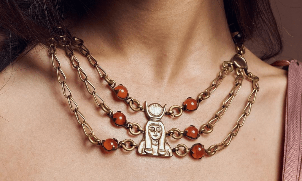 Heritage in Every Piece: Top Arab Jewelry Brands to Discover