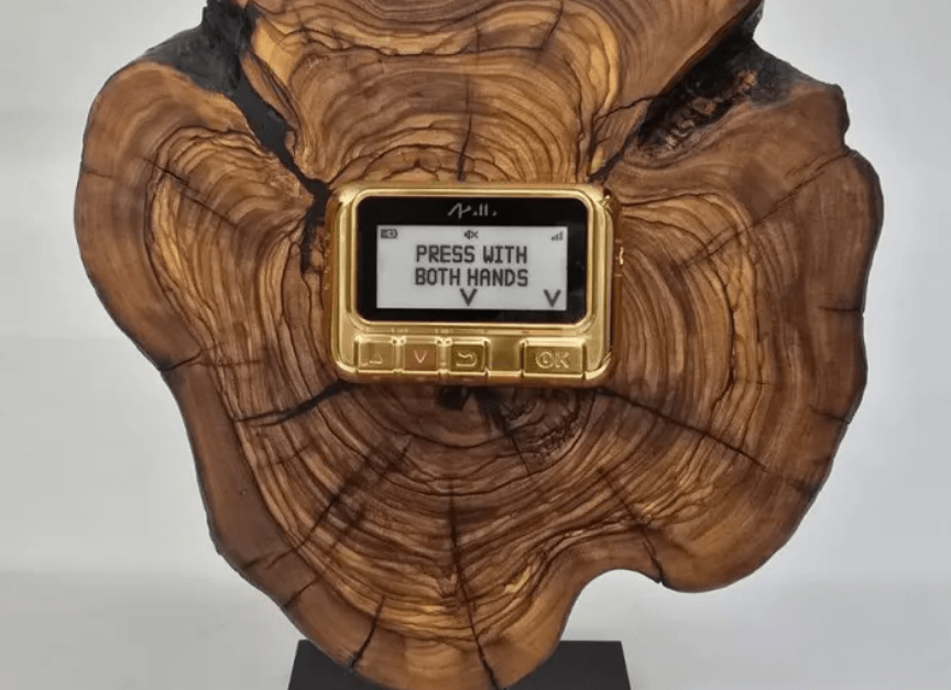 Netanyahu Gifts Trump a Golden Pager, Referencing Israel’s September Attack on Hezbollah