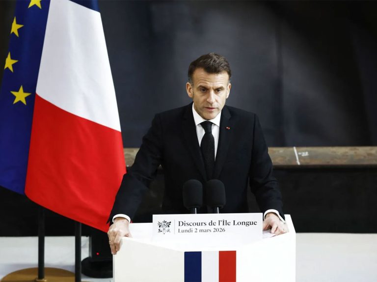 French Aircraft Carrier Heads to Mediterranean Amid Rising Iran Tensions