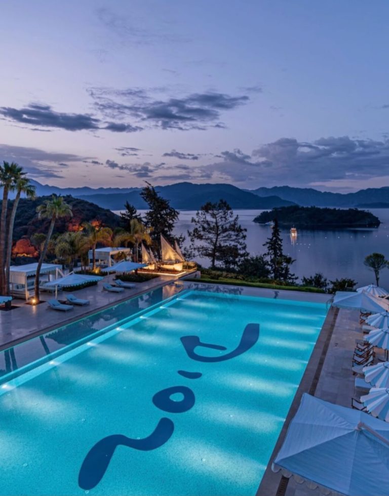 Dior Riviera Lands in Turkey with Jonathan Anderson’s First Summer Collection